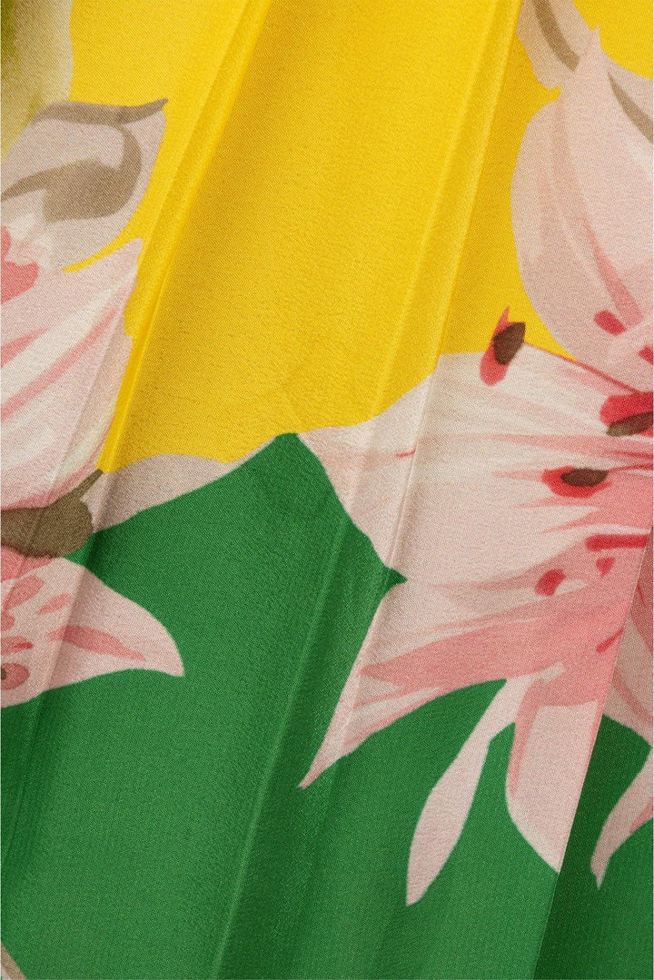 Valentino Size 10 Flying Flowers Pleated Skirt