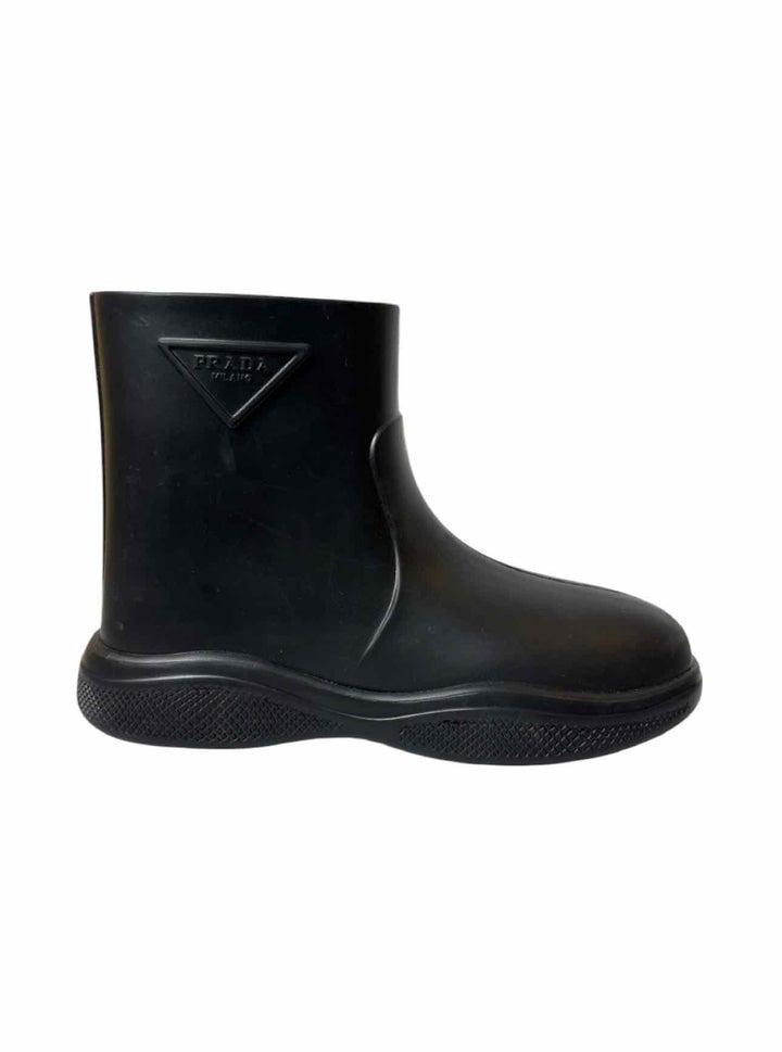 Prada Size 38 Mellow Rubber Ankle Boots