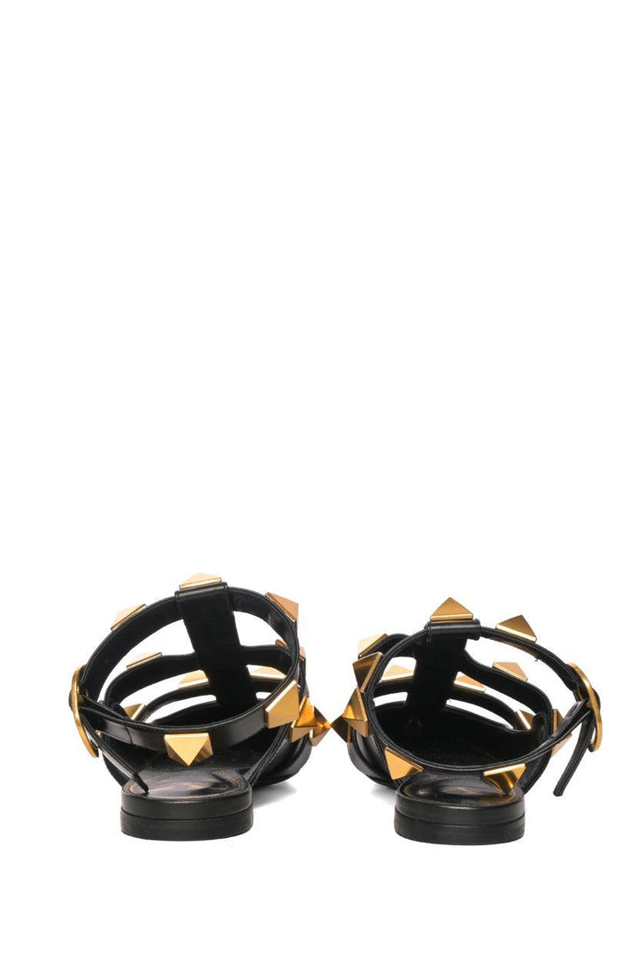 Valentino Size 39 Roman Stud Leather Pointed Toe Flats