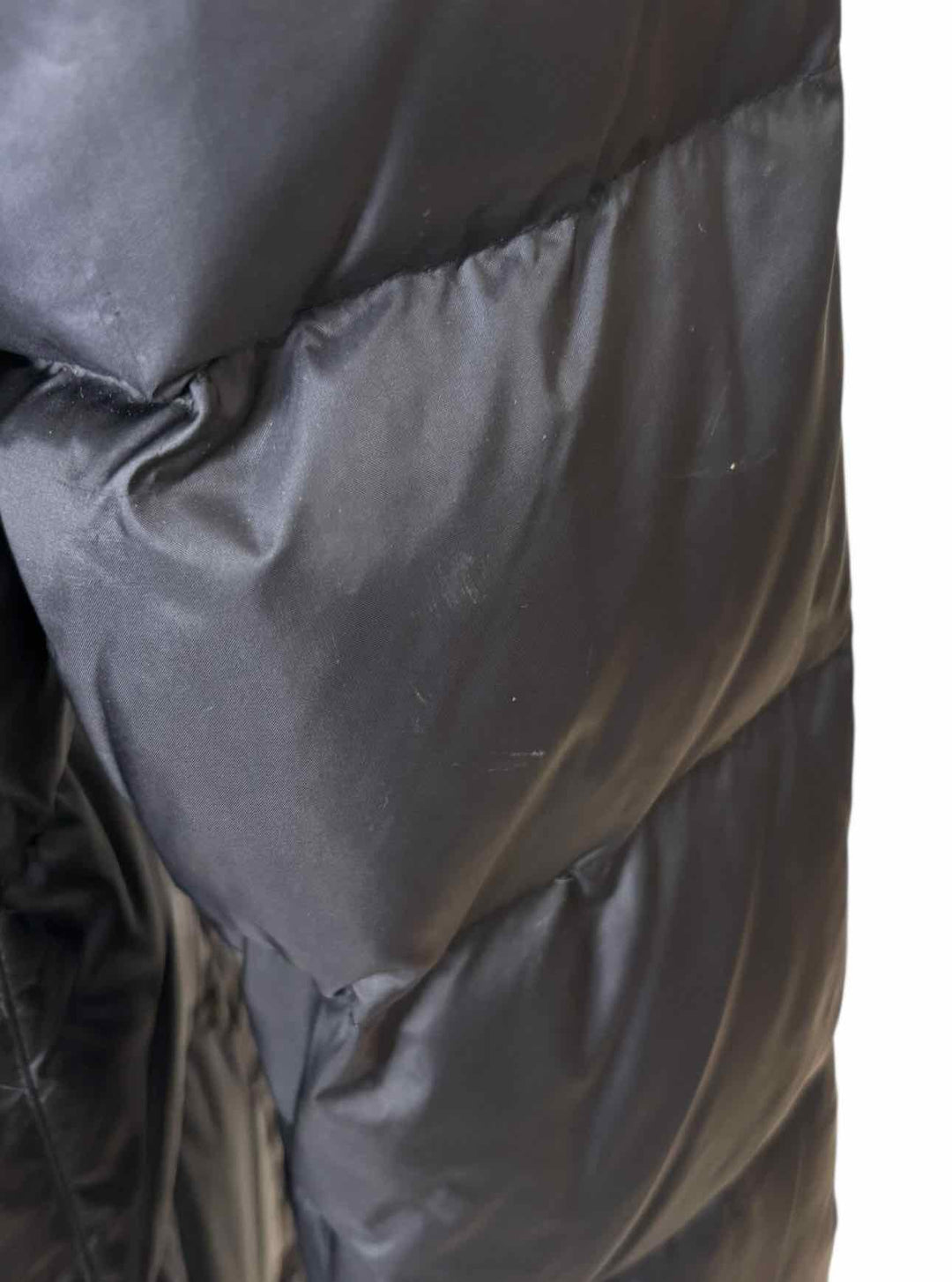 Burberry London Size 46 Quilted Poly Fur Trimmed Coat