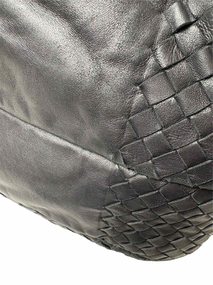 Bottega Veneta Campana Purse