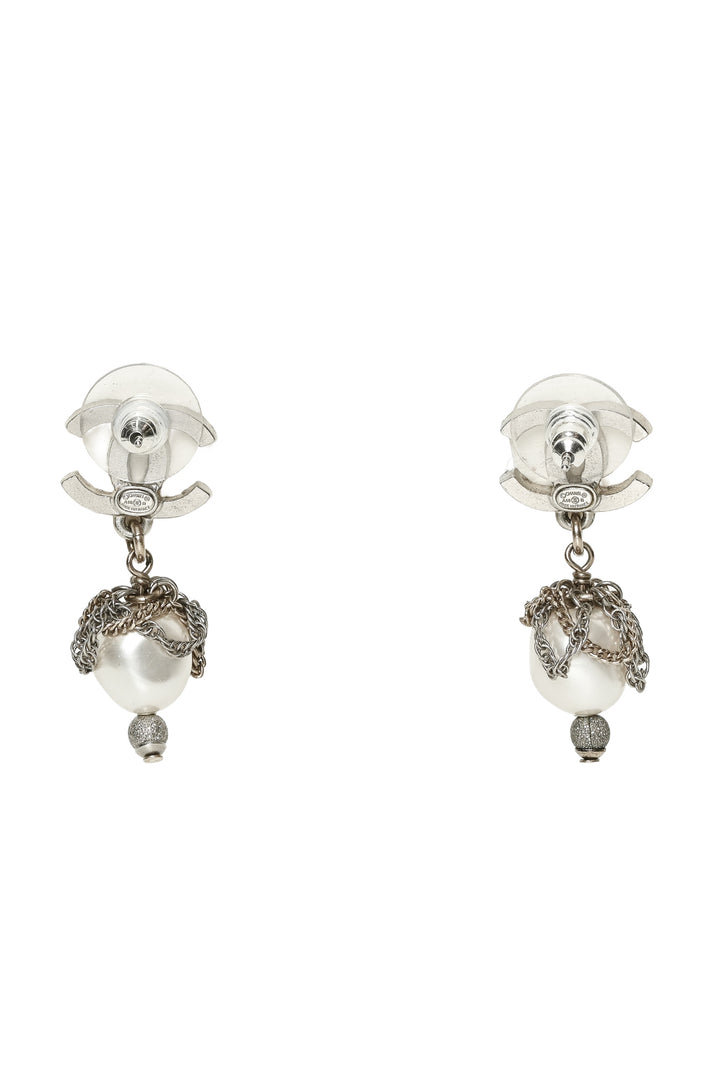 Chanel 2018 Interlocking CC Chain & Faux Pearl Dangle Earrings