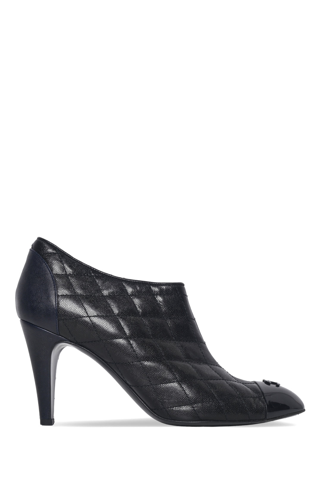 Chanel Size 39.5 Interlocking CC Logo Ankle Boots