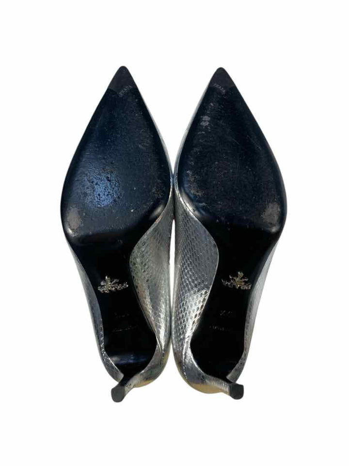Prada Size 37.5 Pumps