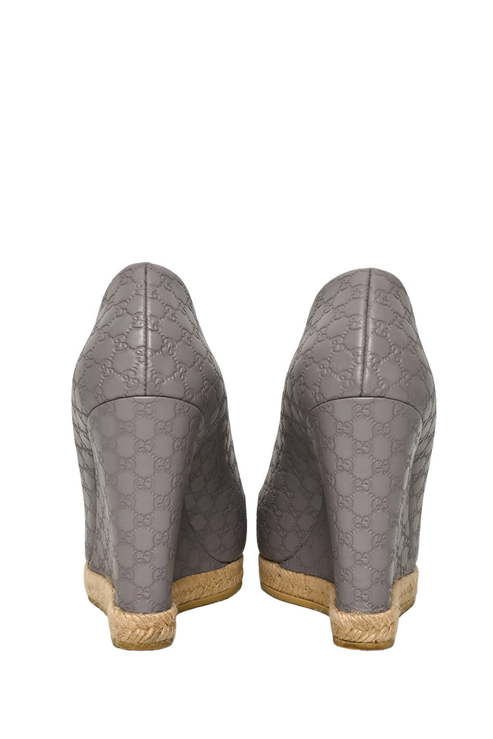 Gucci Size 37 Charlotte Microguccissima Horsebit Peep Toe Wedge