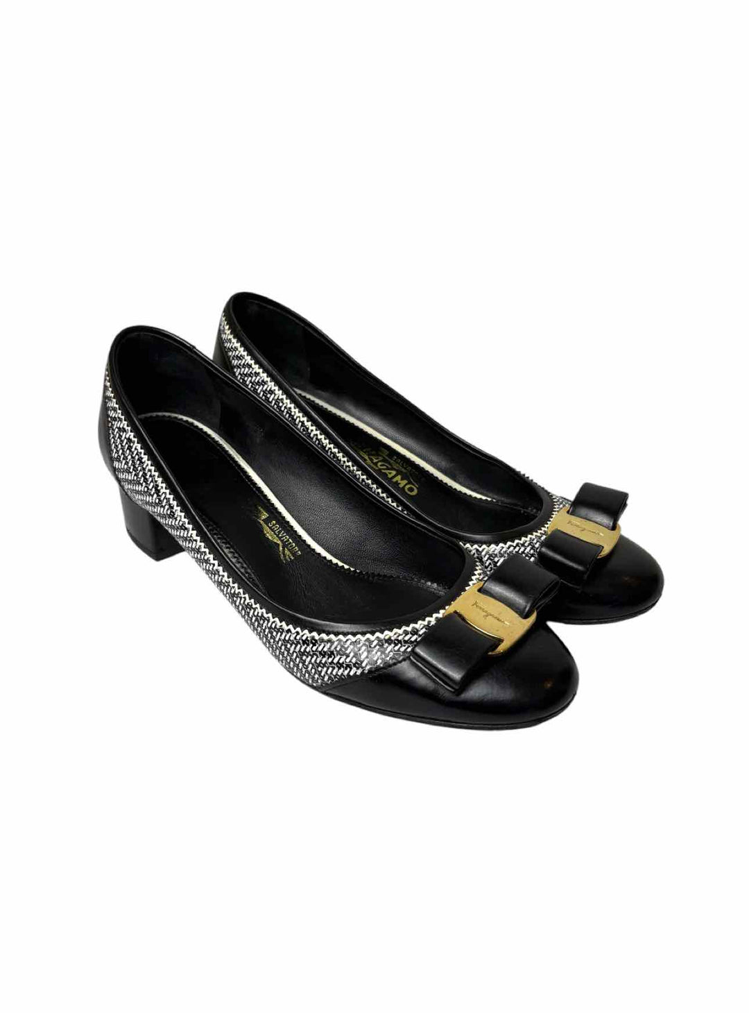 Ferragamo Size 8 Vara Leather Pumps