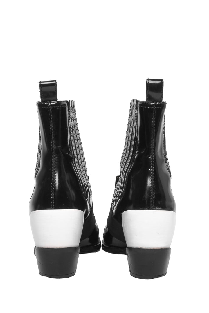 Roger Vivier Size 39.5 Viv Two-Tone Patent Western Ankle Boots