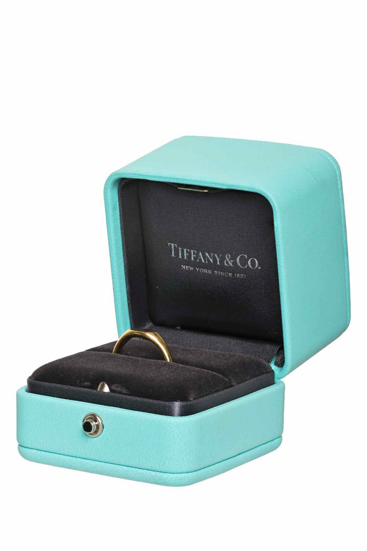 Tiffany Size 7 18K Yellow Gold Signet Ring