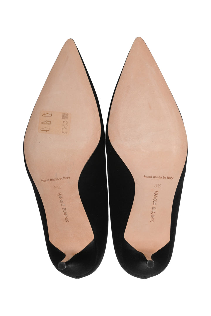 Manolo Blahnik Size 36 Nadira Satin Jewel Buckle Pumps