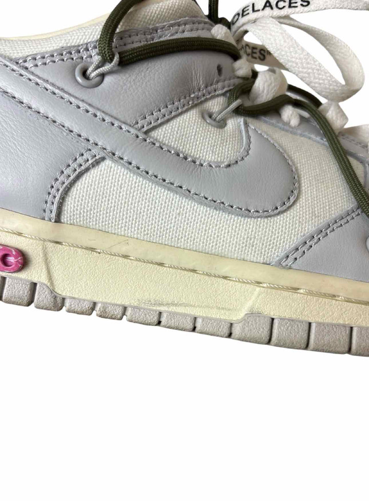 Nike Dunk Low x Off-White Lot 22 Size 6.5 Sneaker