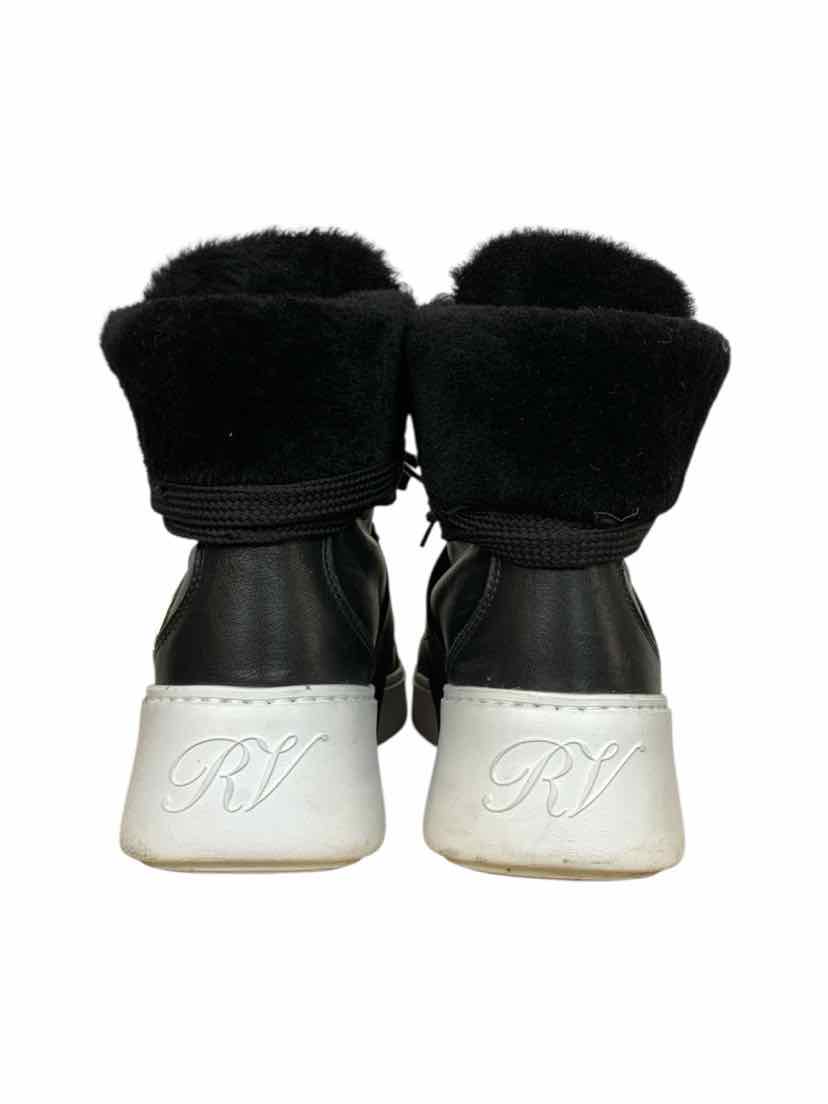 Roger Vivier Size 37 Viv' Shearling Lined Ankle Boots