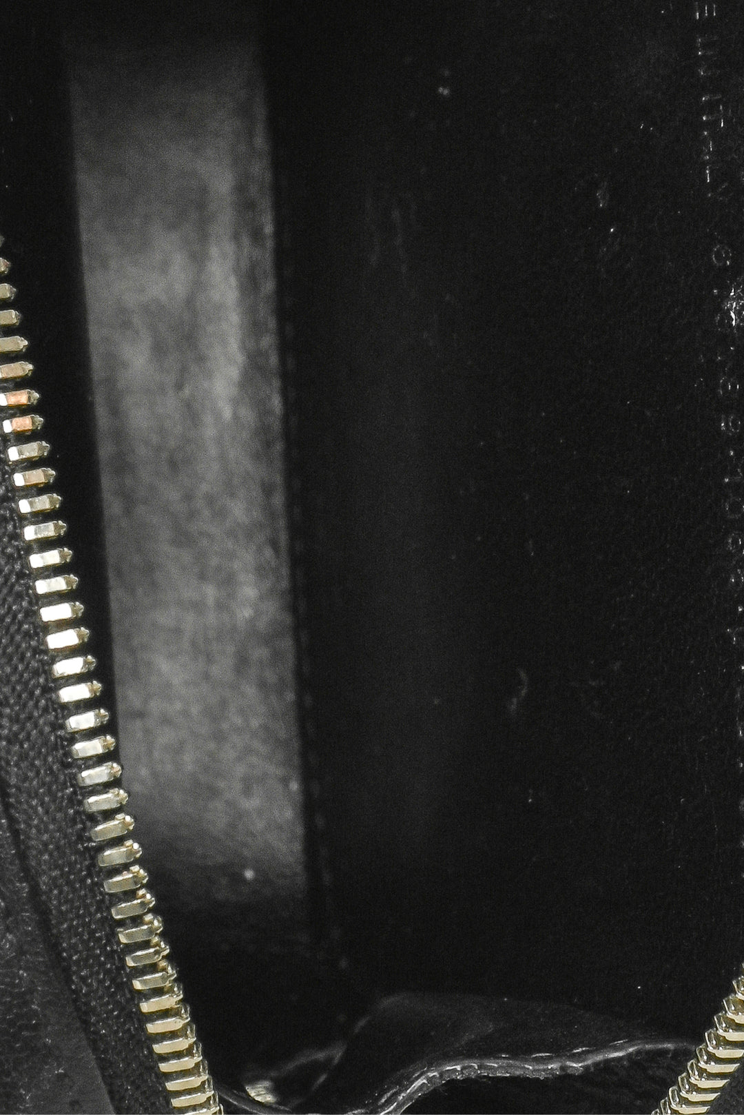 Balenciaga Cash Zip Phone Holder Crossbody