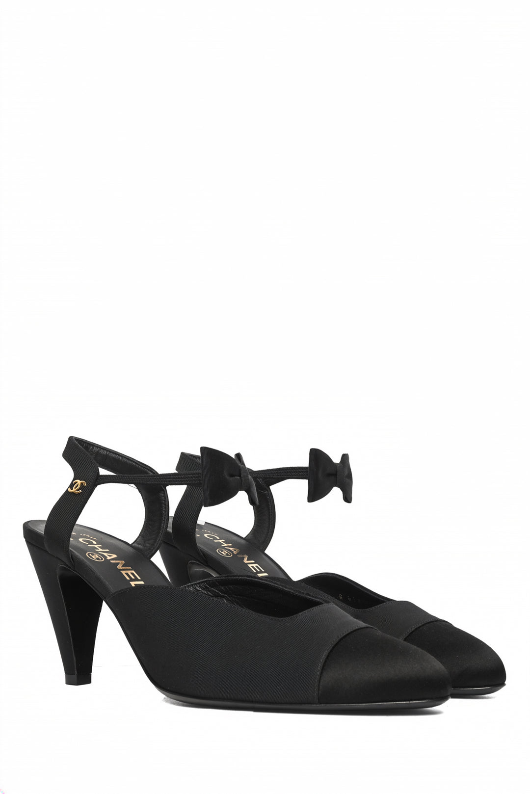Chanel Size 40 Interlocking CC Logo D'Orsay Pumps