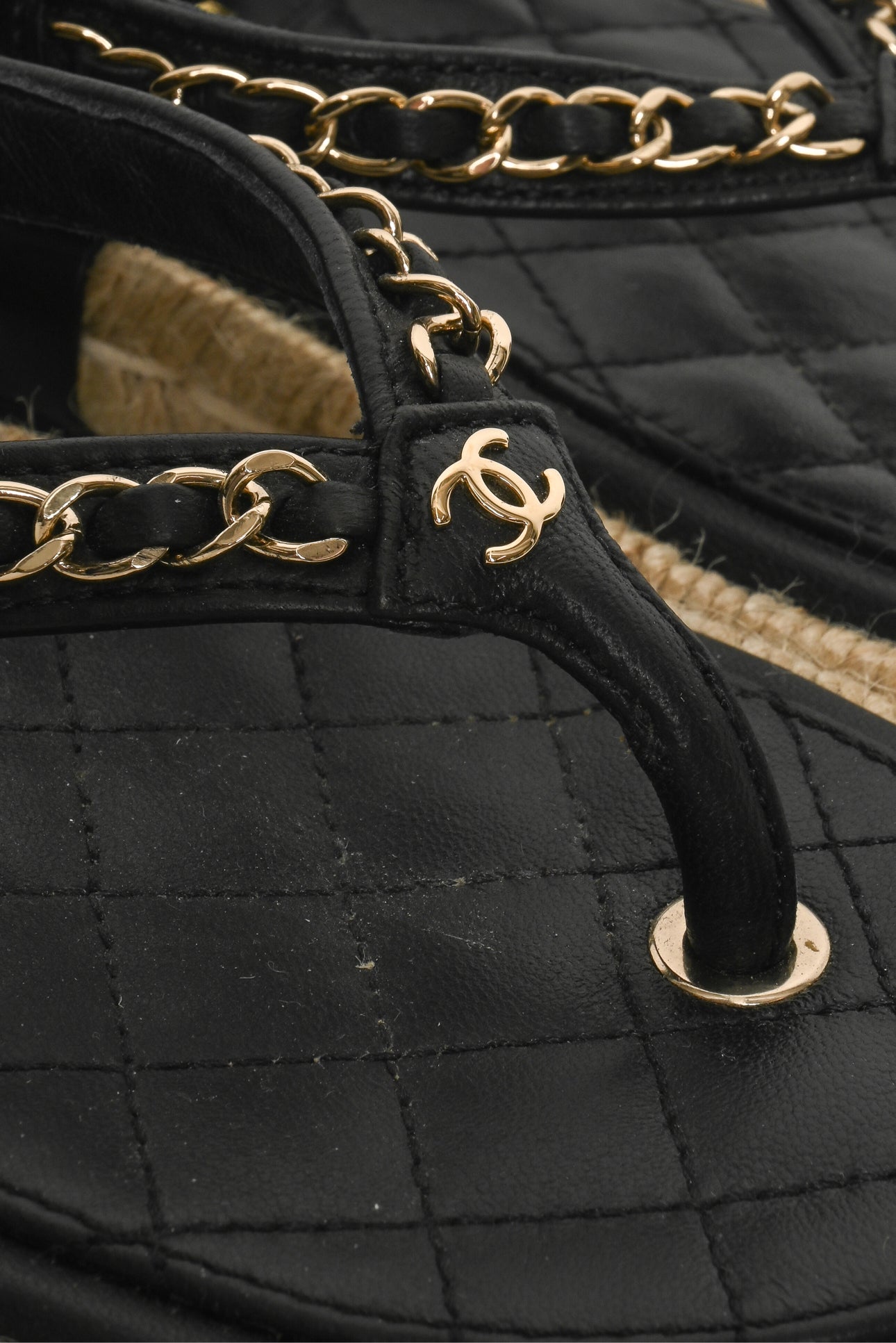 Chanel Size 36 Lambskin Chain CC Thong Espadrille Sandals - Luxury