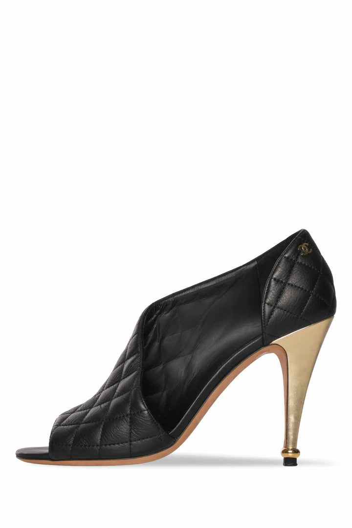 Chanel Size 39.5 D'Orsay Quilted Open Toe Pumps
