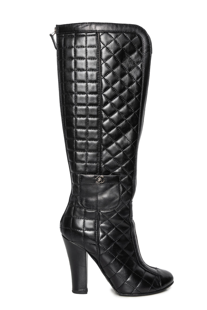 Chanel Size 36.5 Quilted Leather Knee-High Boots