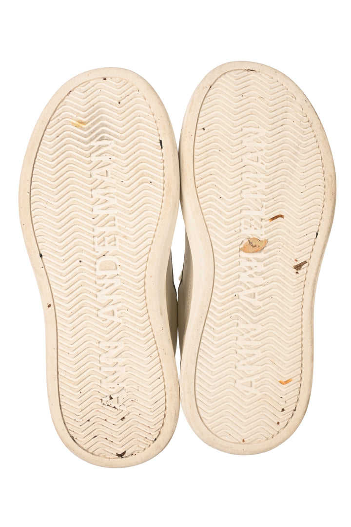 Size 36 Sneaker