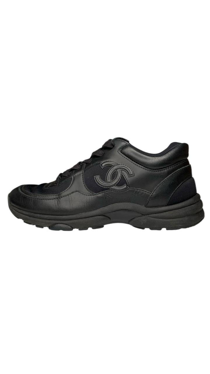 Chanel Size 38 Sneaker