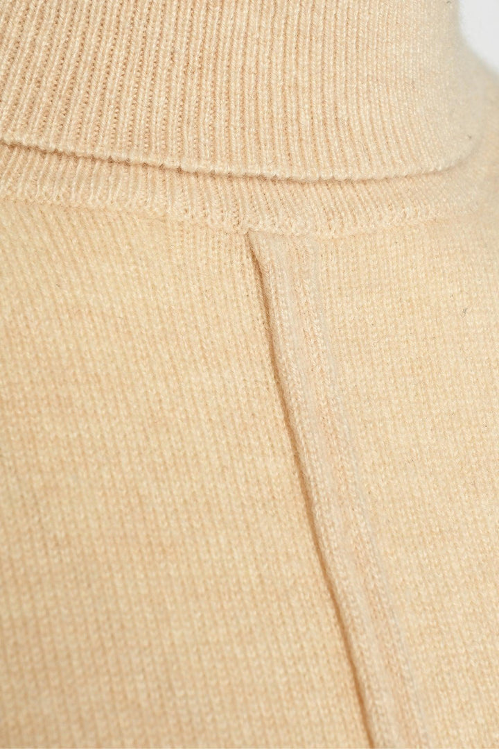 Chloe Size S Sweater