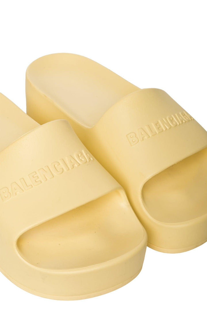 Balenciaga Size 7 Logo Platform Pool Slides