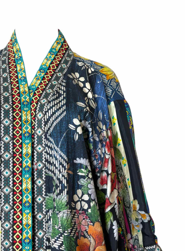 Johnny Was Size XS Floral Embroidered Silk Reversible  Kimono