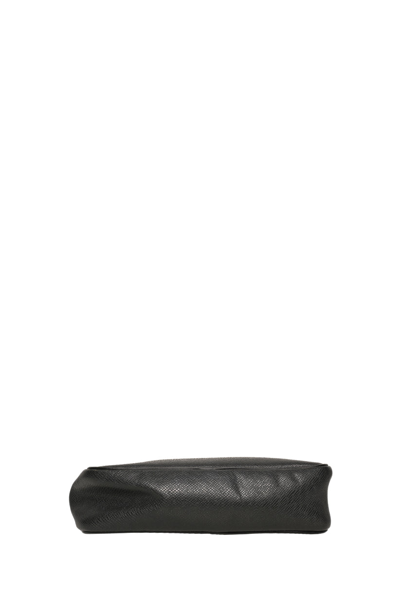 Louis Vuitton Taiga kaluga Toiletry Pouch