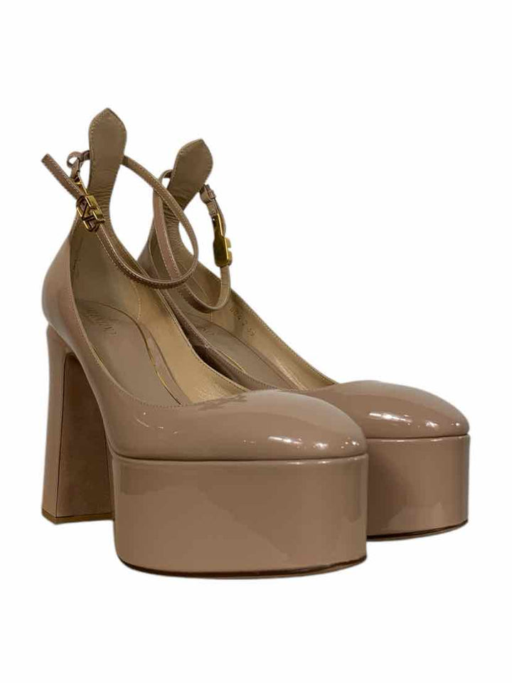 Valentino Tan-Go Size 39 Pumps