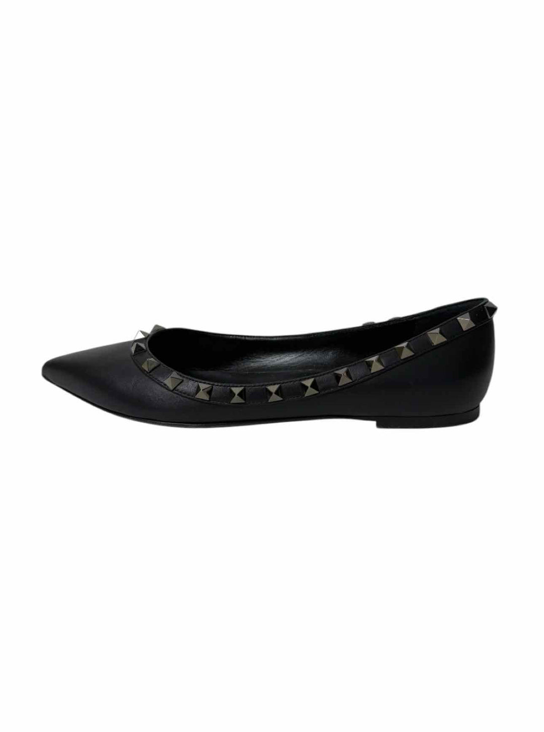 Valentino Size 37.5 Rockstud Leather Flats