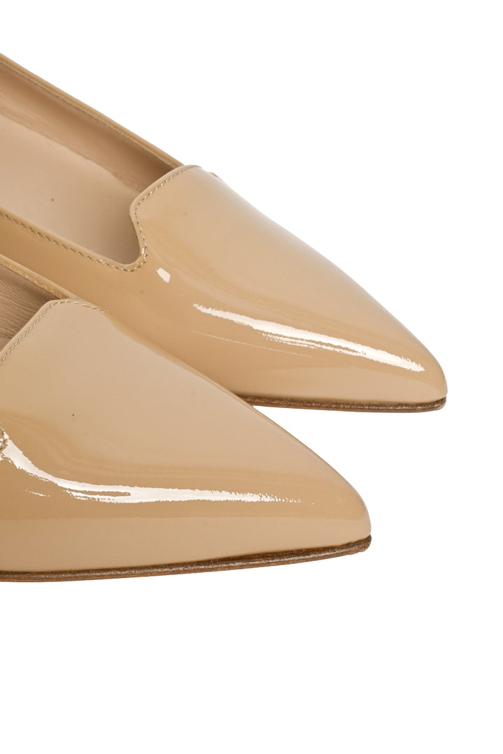 Sergio Rossi Size 35.5 Patent Point Toe Flats