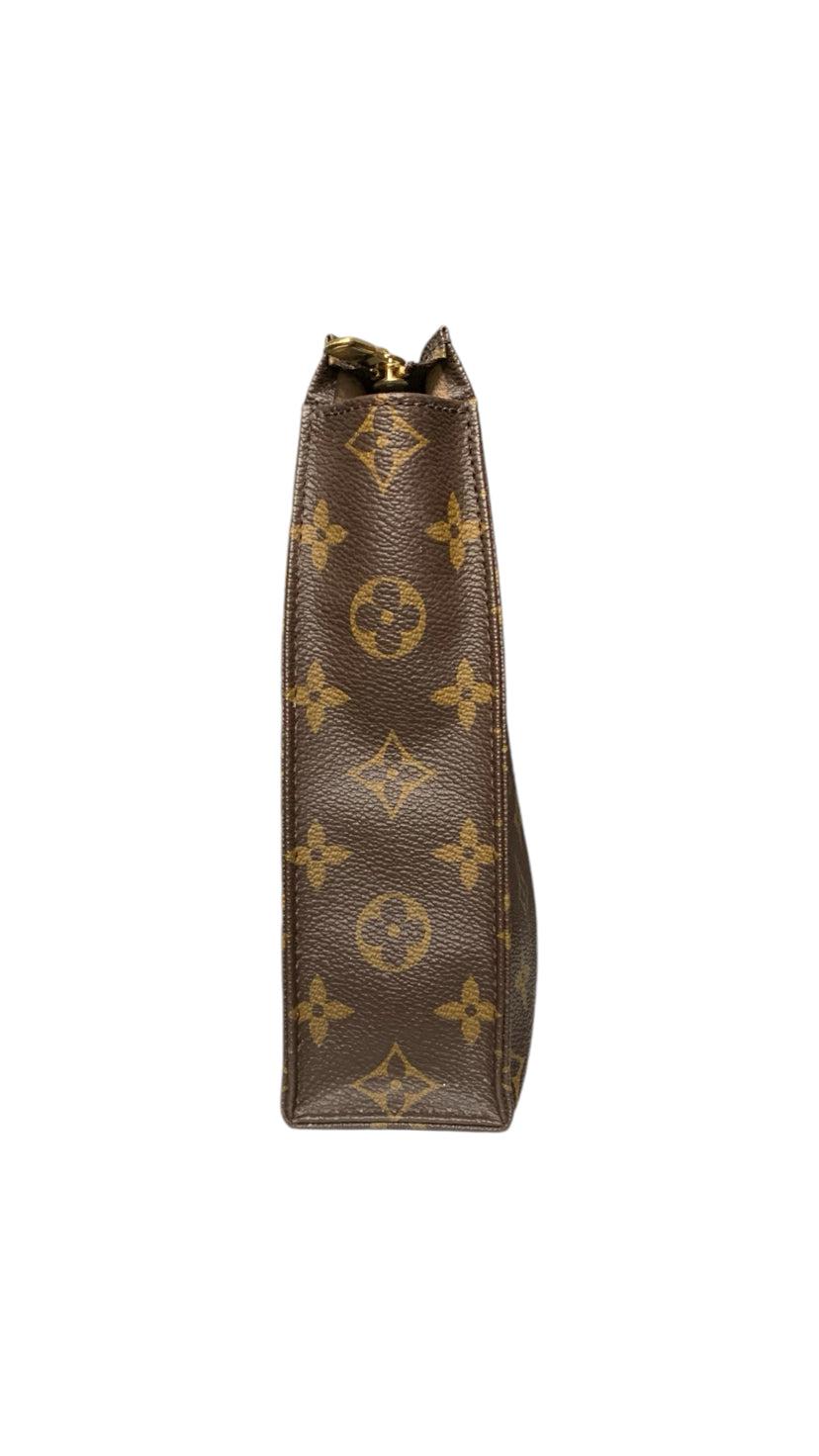 Louis Vuitton Clutch