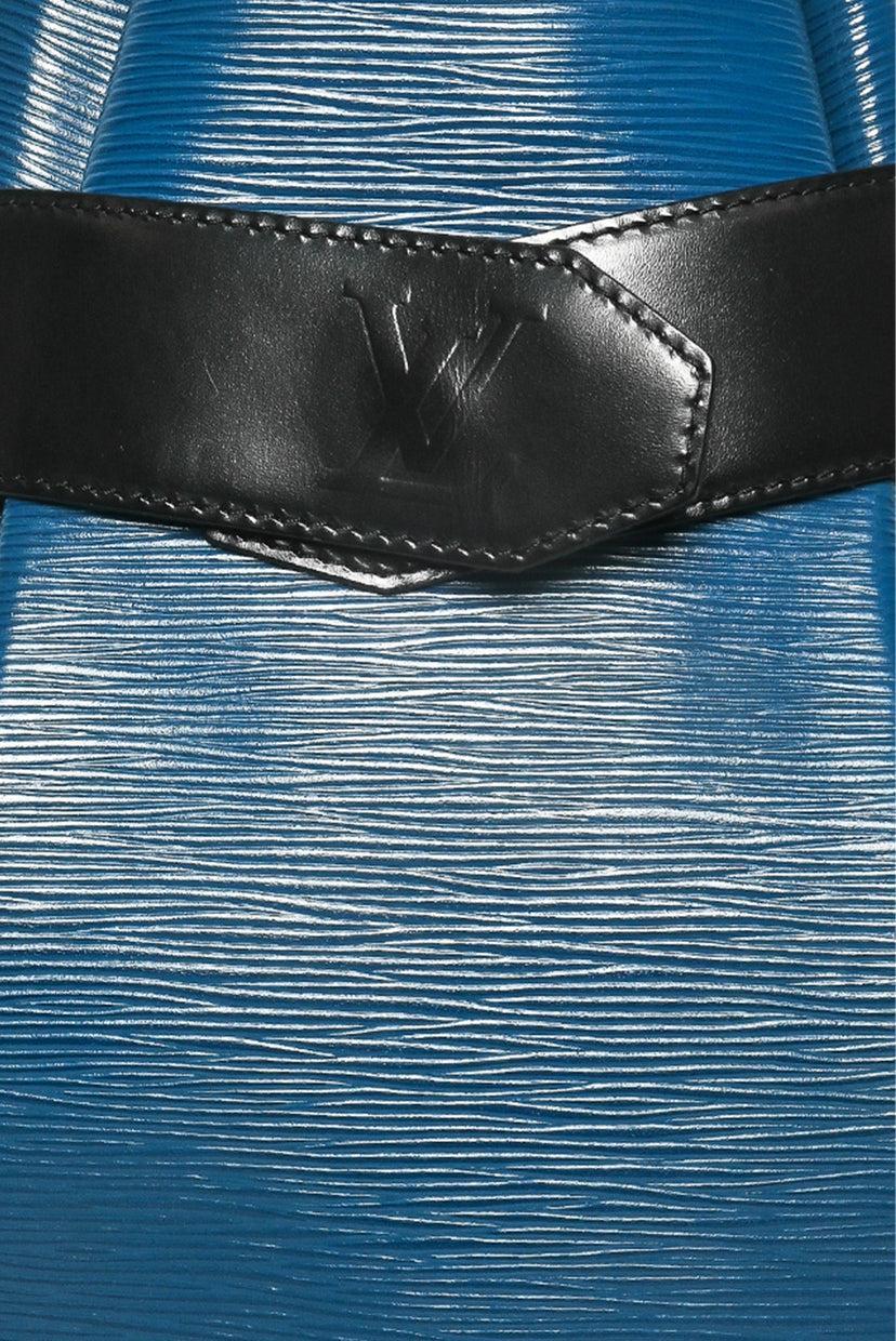 Louis Vuitton Vintage 1992 Epi Leather Sac D'Epaule GM Bucket Shoulder Bag