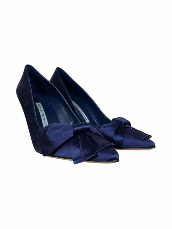 Manolo Blahnik Size 38 Pumps