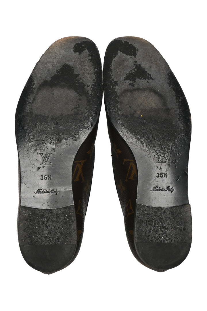 Louis Vuitton Size 36.5  society monogram loafer