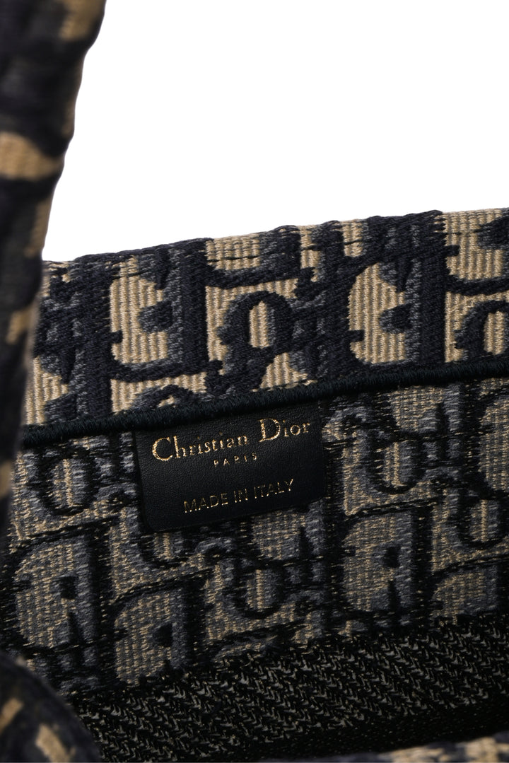 Dior 2020 Oblique Embroidery Medium Book Tote