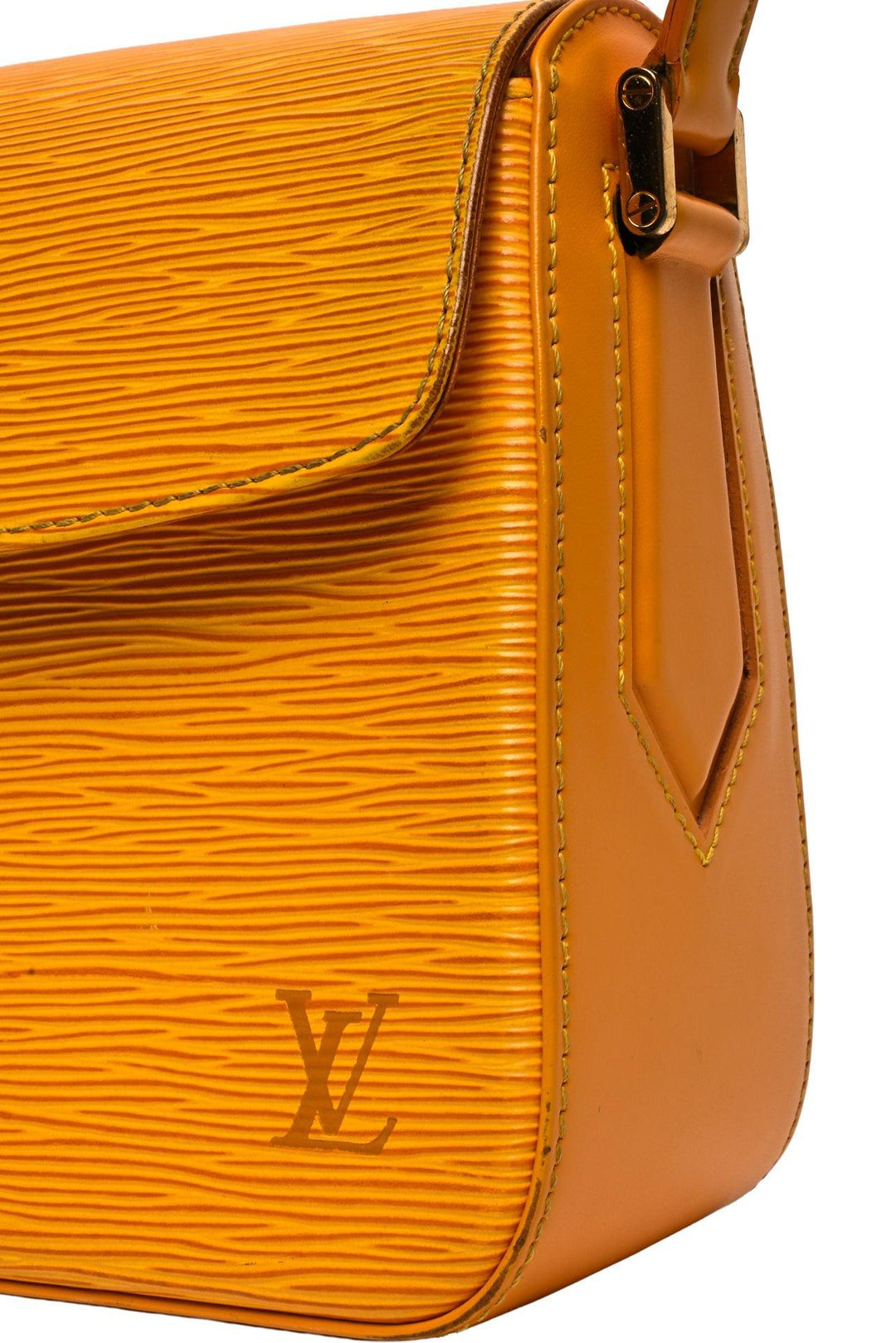Louis Vuitton Vintage 1999 Epi Leather Buci Shoulder Bag