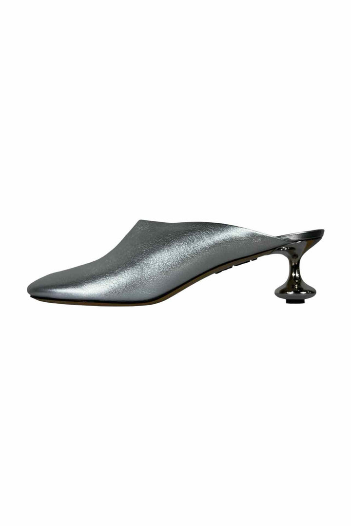 Loewe Size 40 Mules & Clogs