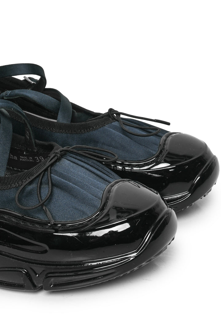 Simone Rocha Size 39 Classic Criss Cross Tracker Ballerina Sneaker