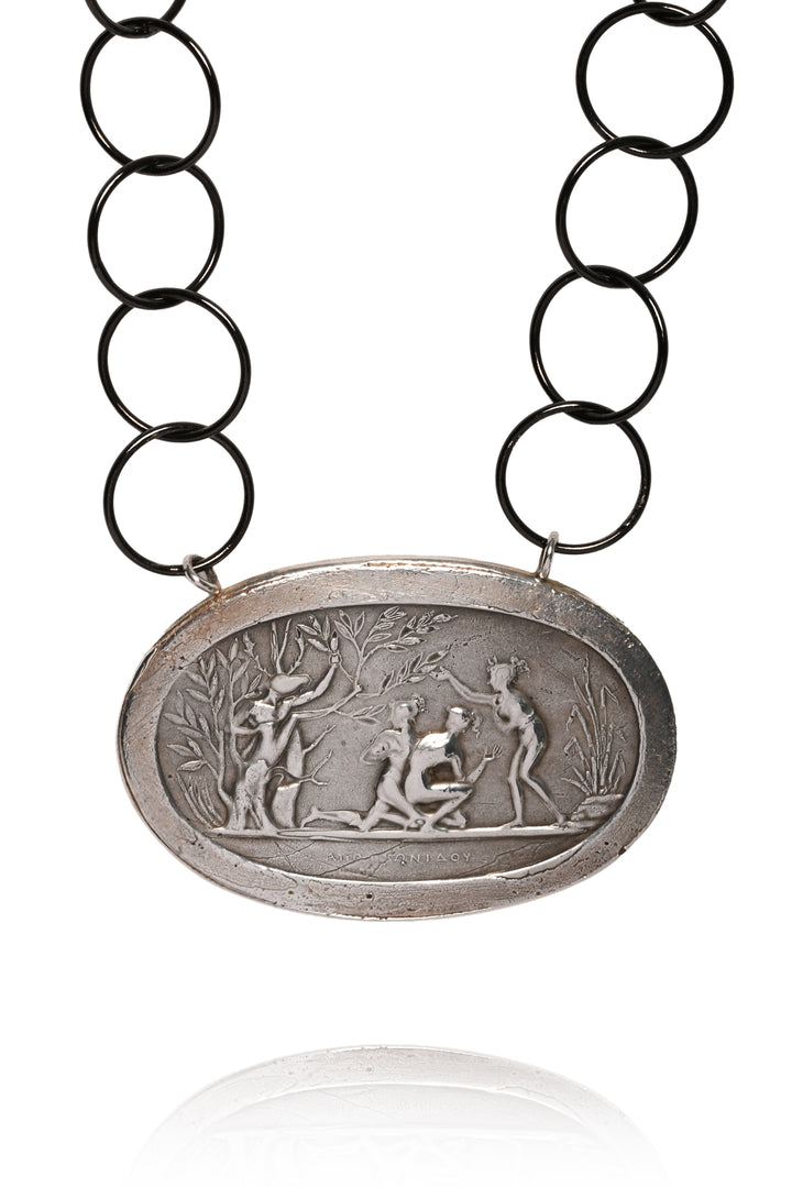 Pyrrha Large Oval Greek Mythology Pendant Circle Link Chain Necklace
