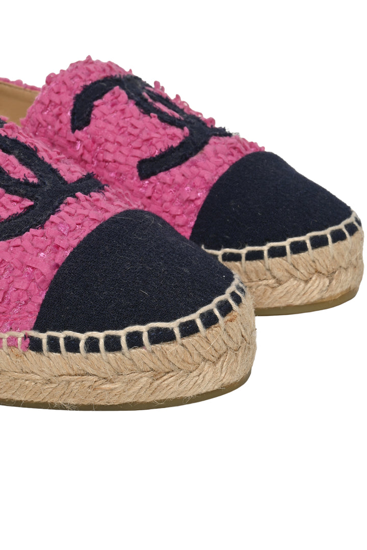 Chanel Size 38 Interlocking CC Tweed Espadrilles