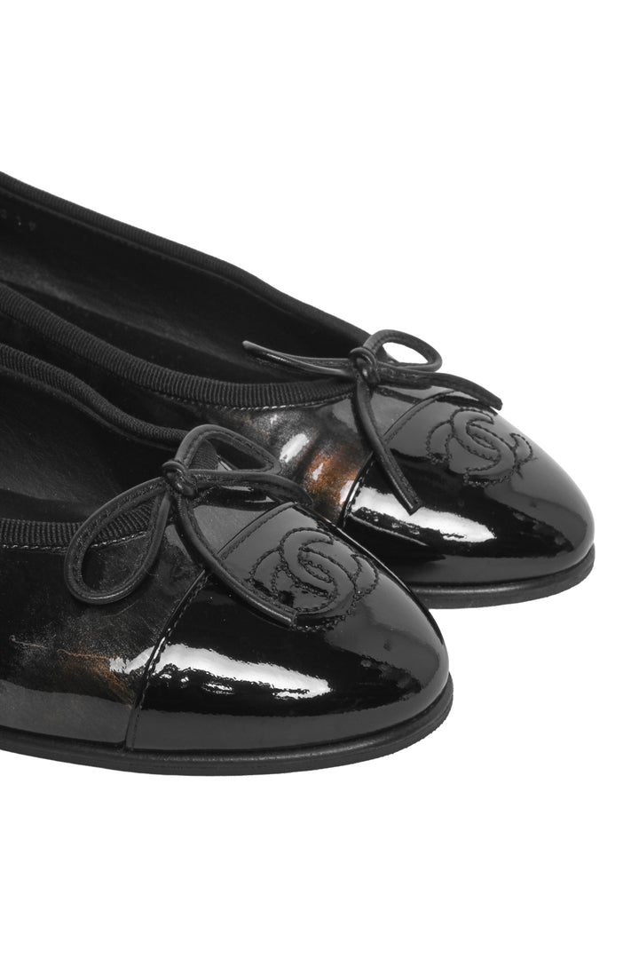 Chanel Size 38 Flats