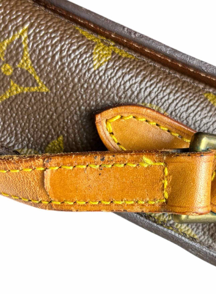 Louis Vuitton Vintage Monogram Saint Cloud Crossbody