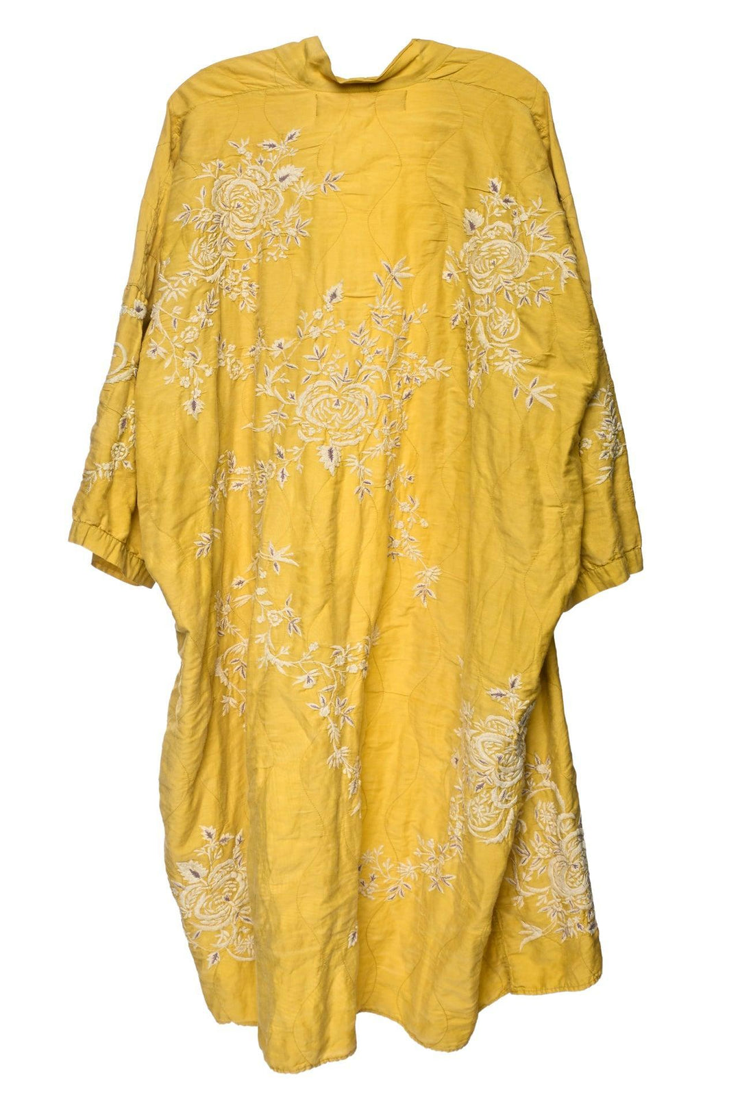 Magnolia Pearl Size OS Floral Embroidered Kimono