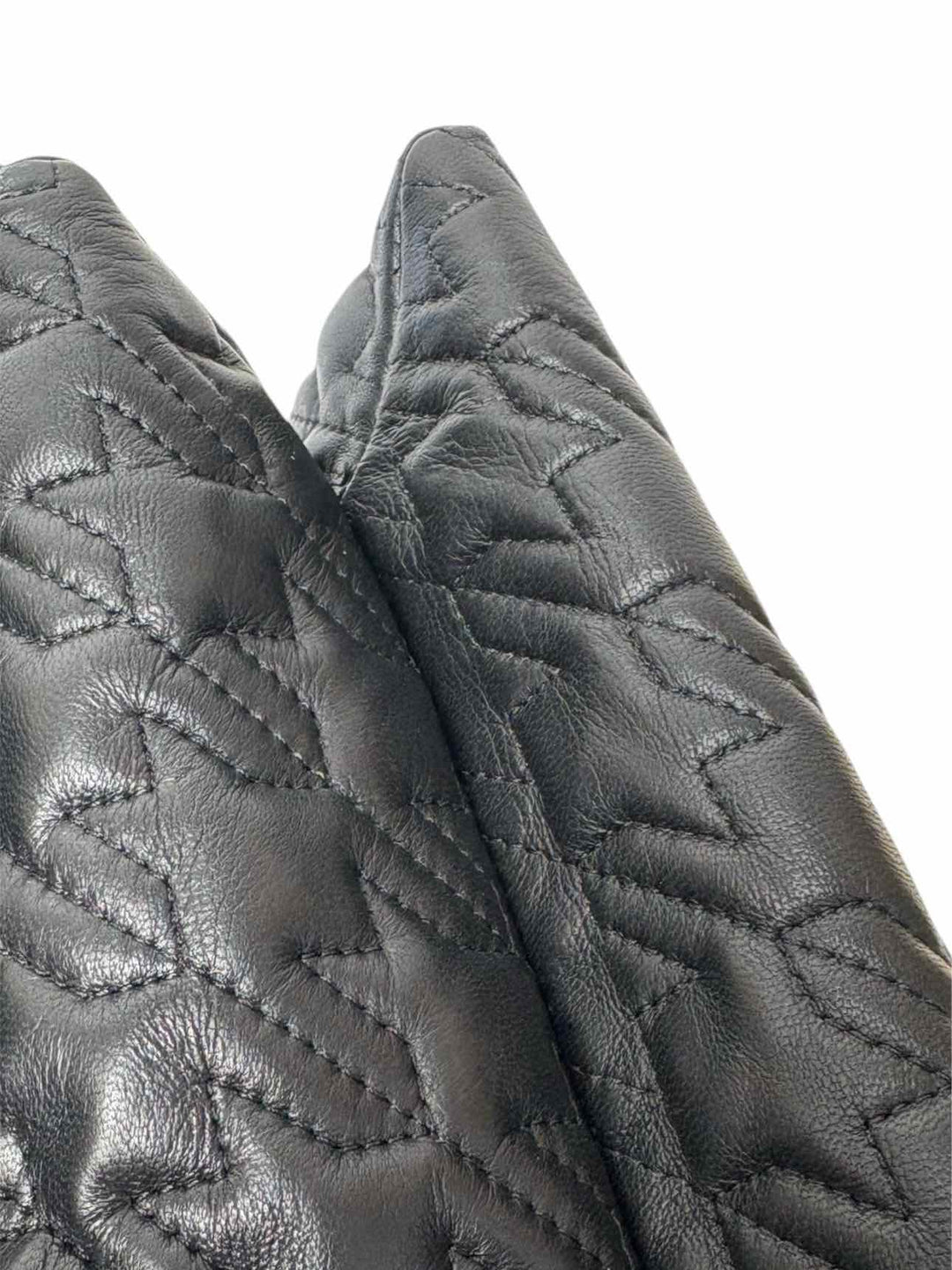 Alexander Mcqueen Quilted Leather Double Skull Purse