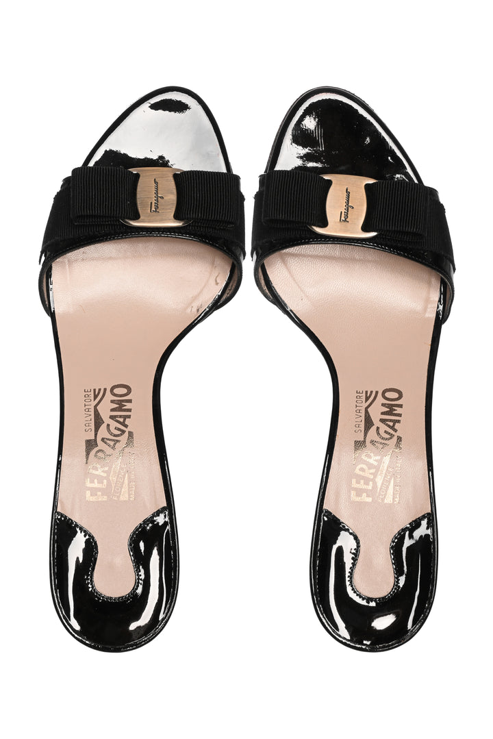 Salvatore Ferragamo Size 8.5 Sandals