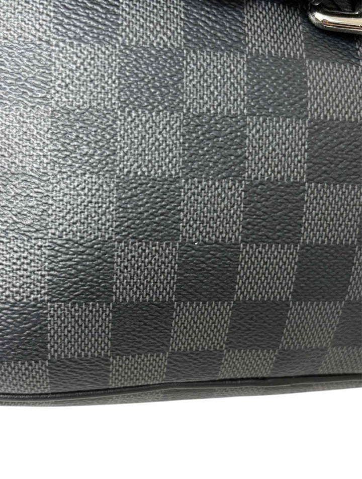 Louis Vuitton Scott Damier Graphite Messenger Crossbody
