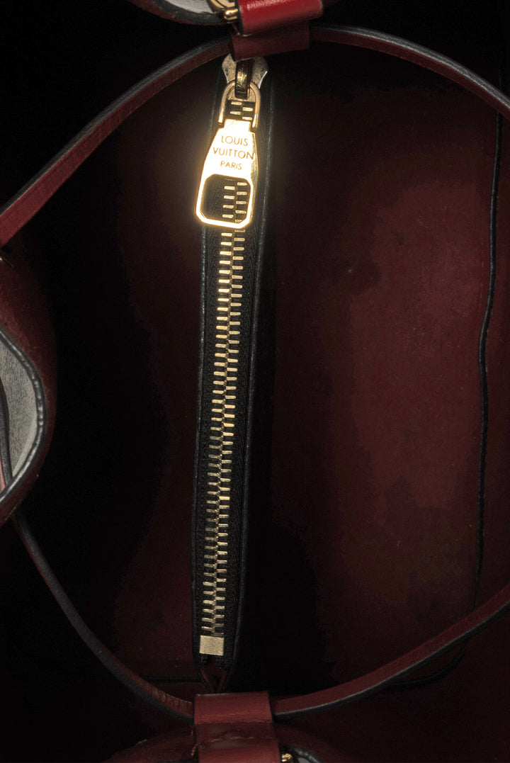 Louis Vuitton 2020 Neonoe MM Bucket Bag