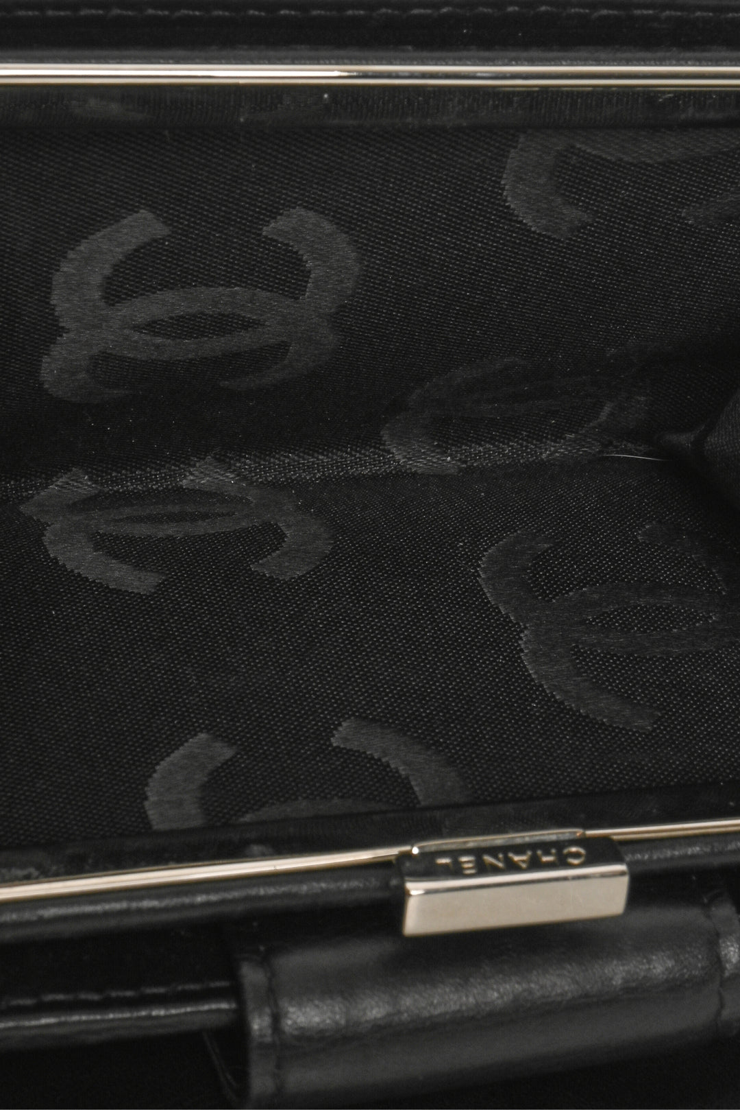 Chanel 2009-2010 Quilted Ligne Cambon Bi-fold Compact Wallet