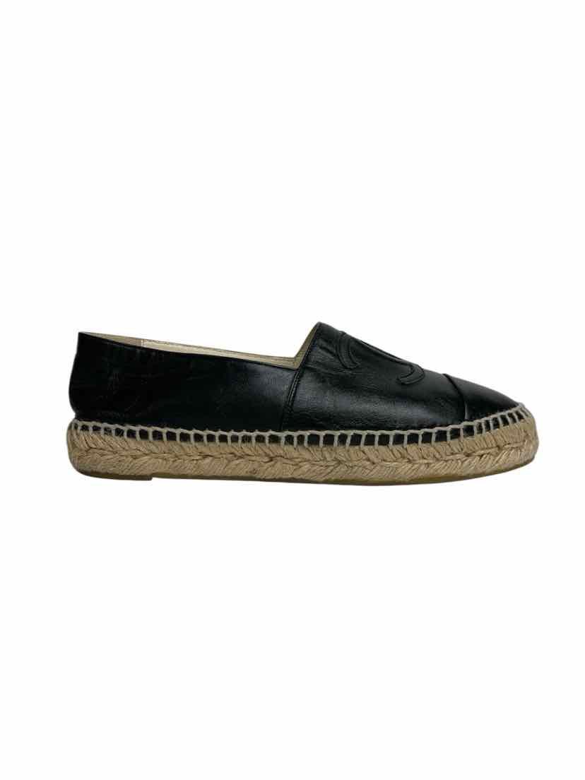 Chanel Size 36 CC Logo Leather Espadrille Flats