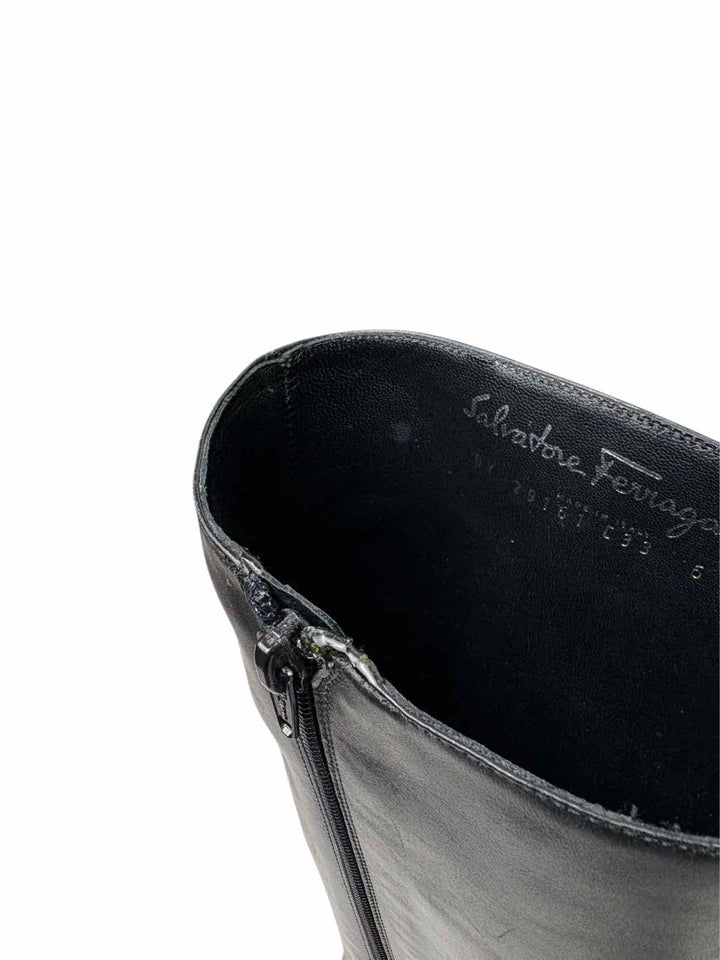 Ferragamo Logo Riding Size 6 Boots