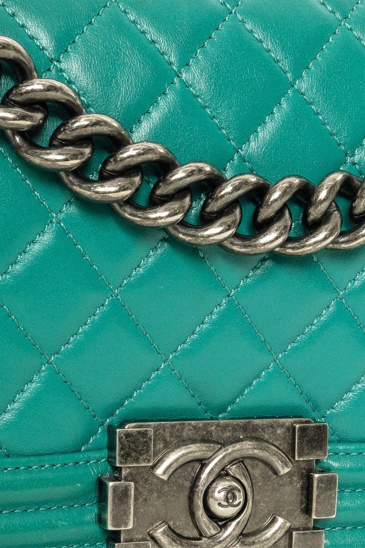 Chanel 2016-2017 Calfskin Quilted Medium Boy Bag